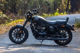 Yezdi Roadster