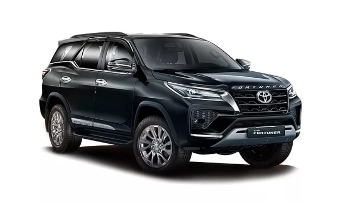 Toyota Fortuner 4X2 AT 2.7 Petrol Platinum White Pearl