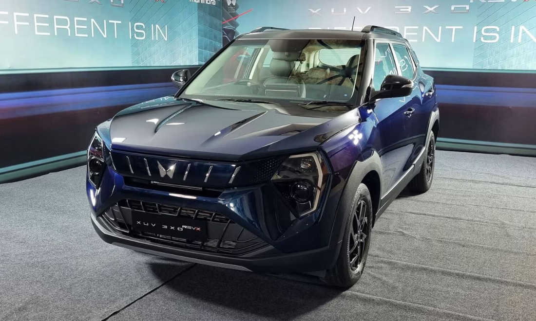 mahindra xuv 3xo revx m 1.2 petrol